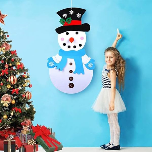 CHRISTMAS SNOWMAN – Snežak iz klobučevine s snemljivimi okraski slider