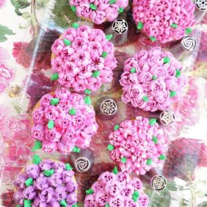 Cakepro – komplet za dekoracijo sladic v obliki rožic (7 kosov) 03