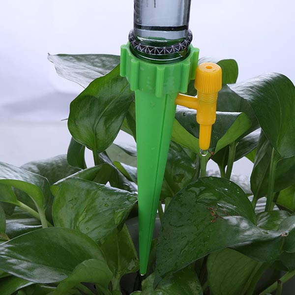 Čepki za samodejno zalivanje (12 kosov) slider