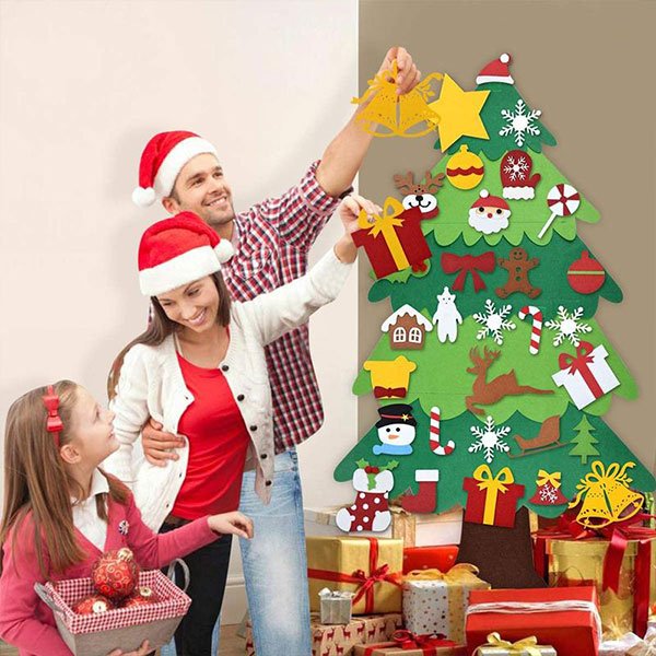 FELT CHRISTMAS TREE – Božično drevo iz filca z okraski