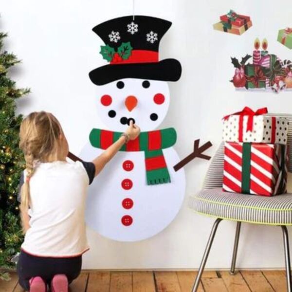 CHRISTMAS SNOWMAN – Snežak iz klobučevine s snemljivimi okraski