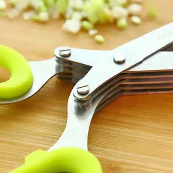 KITCHEN SCISSORS – Kuhinjske škarje s 5 rezili slider